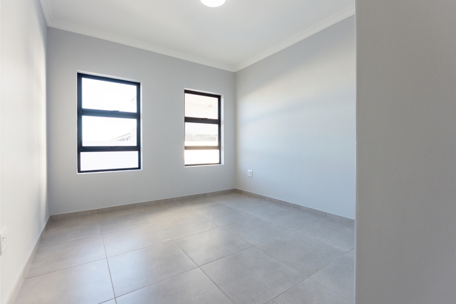 3 Bedroom Property for Sale in Sandy Point Western Cape